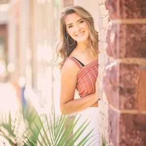 Meet your Posher, Emma